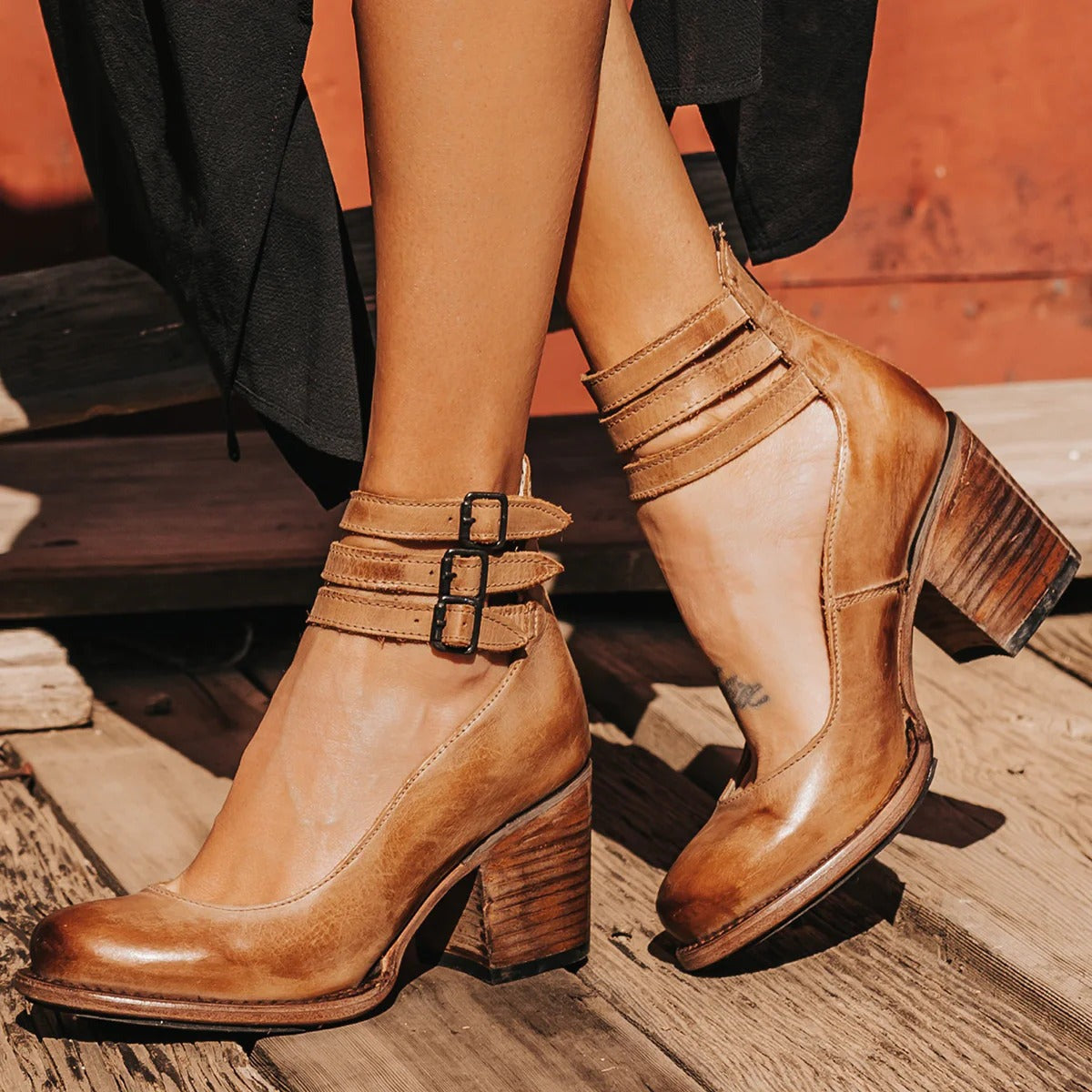 Light Brown / 42