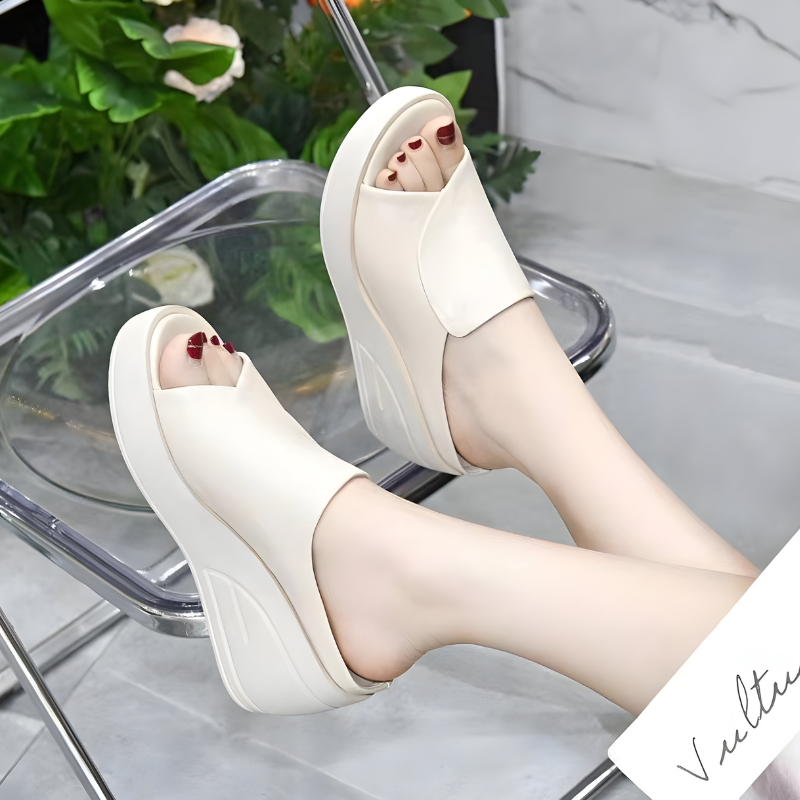 Beige (Almost sold out) / 11 (42EU)