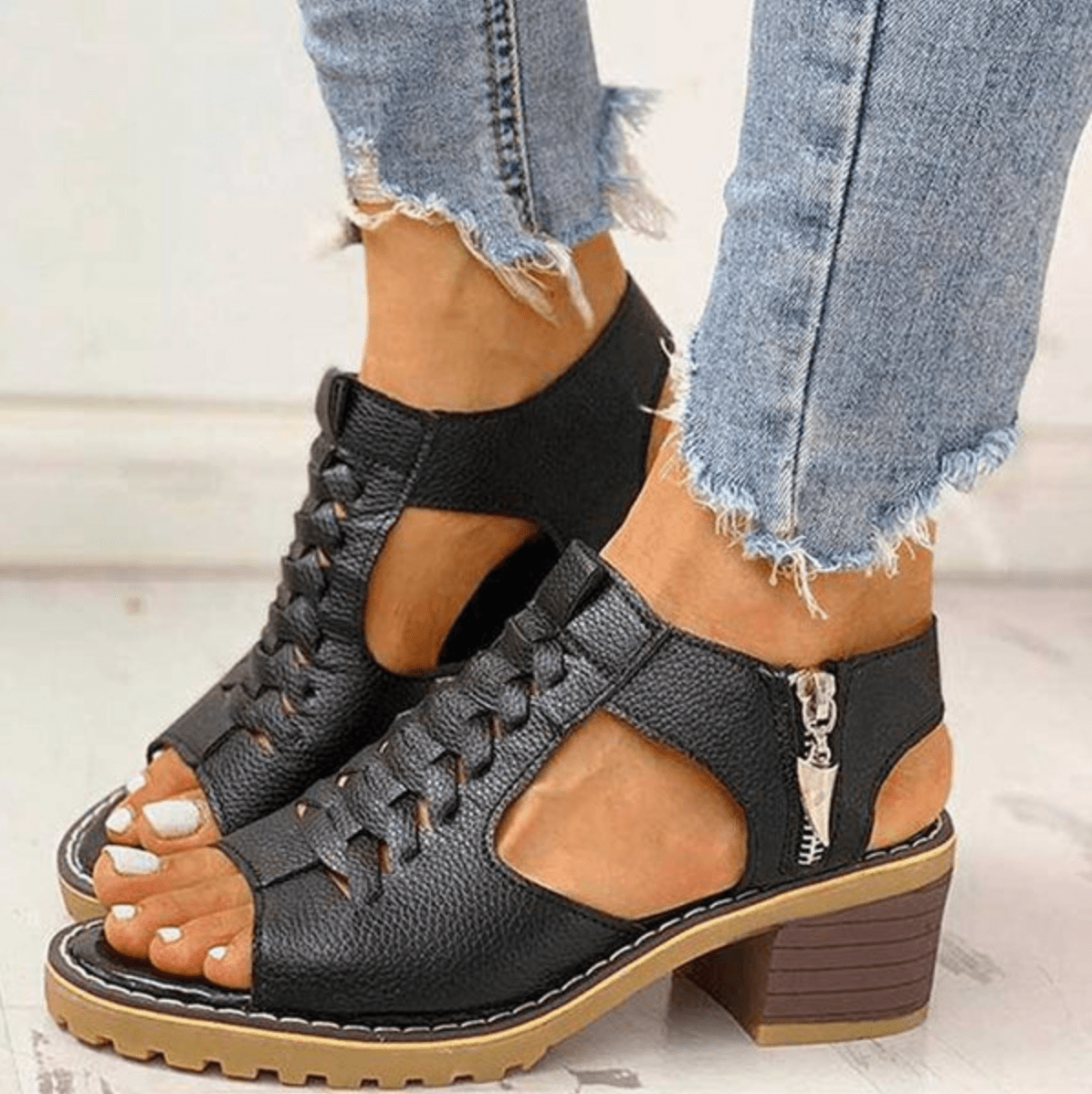 Black / 43
