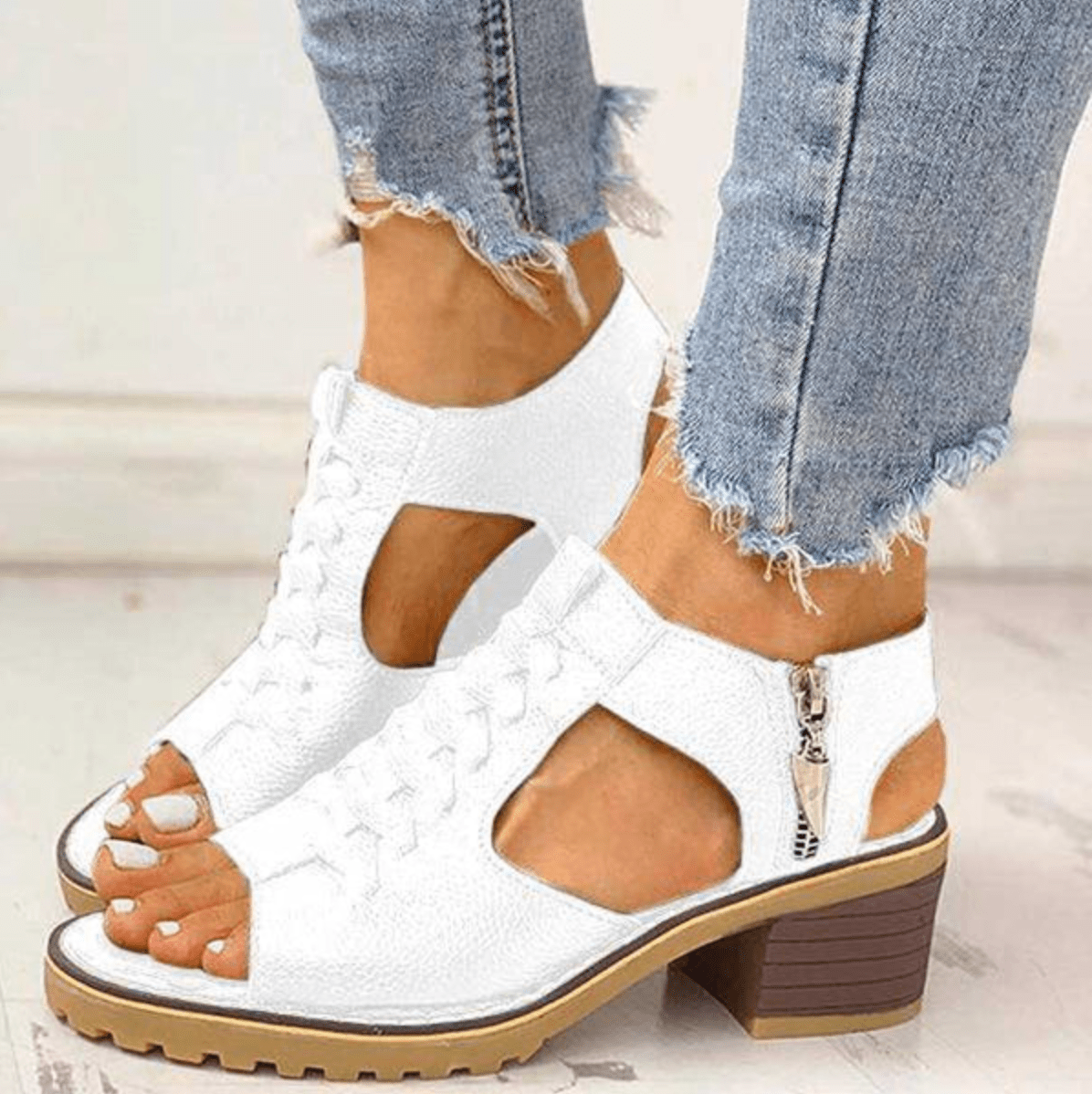 White / 43