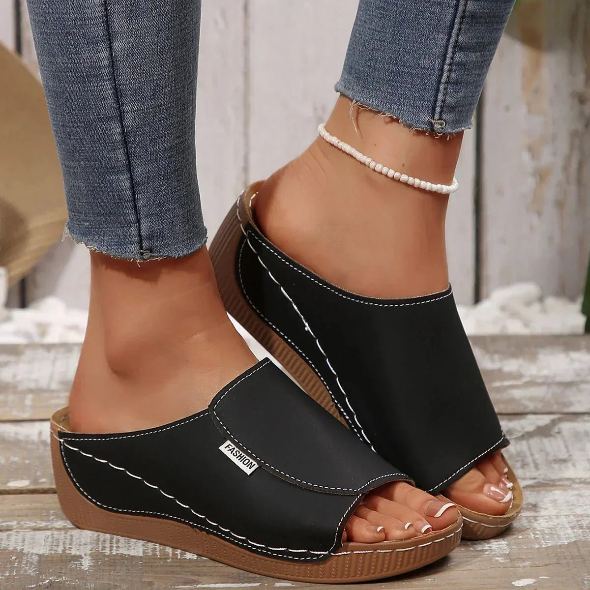 Black / 43