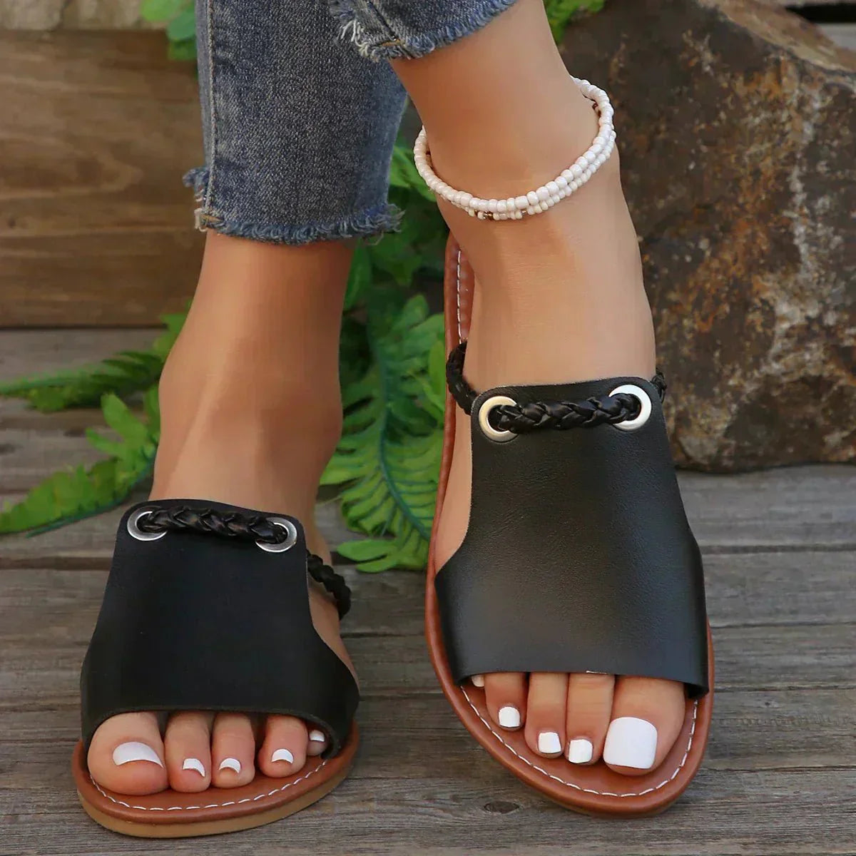 Black / 43